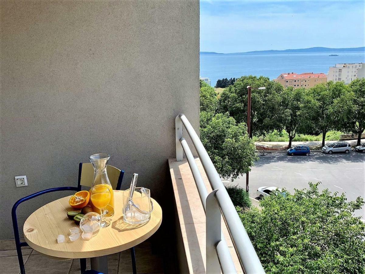 Sea Star Appartement Split Buitenkant foto